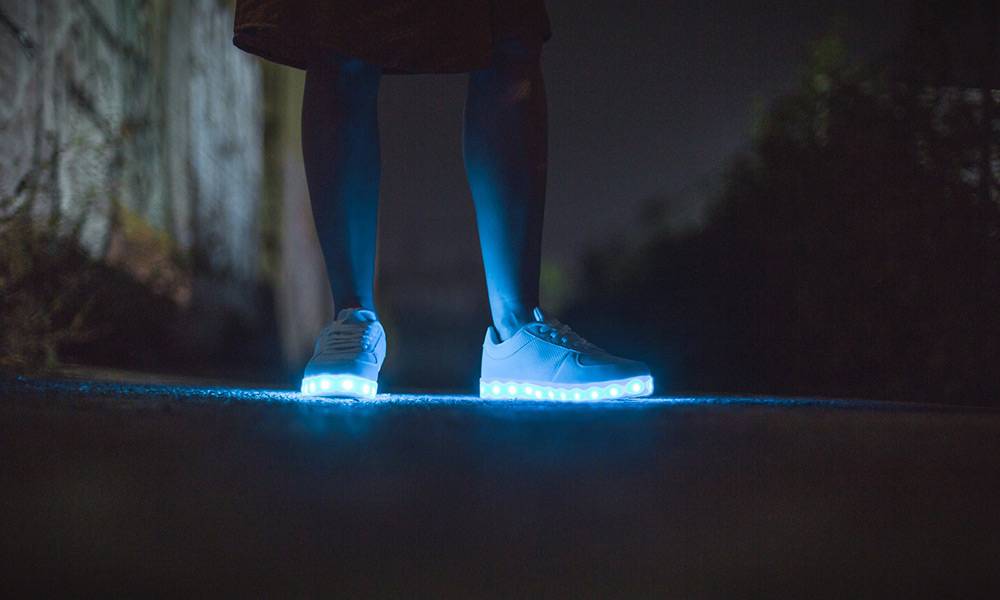 Sneaker, LED - © Pixabay