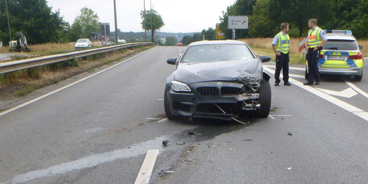 Verunfallter BMW