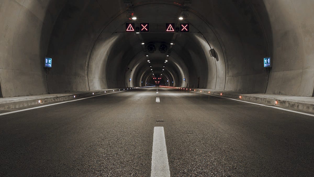 Tunnel